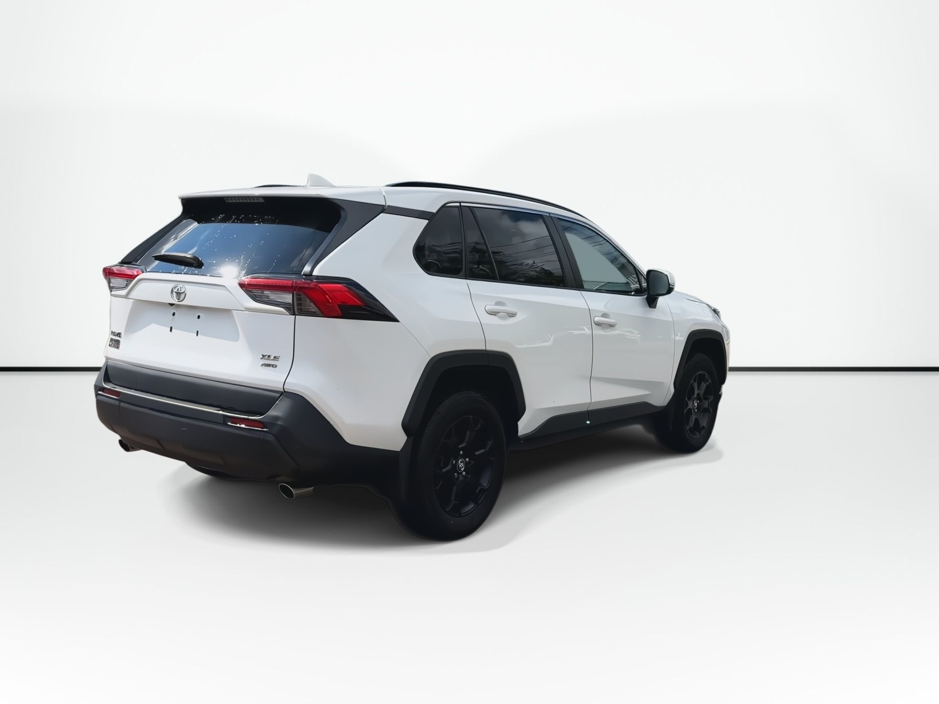 Photo 2020 Toyota RAV4 XLE | Roof | USB | Cam | HtdWheel | Bluetooth #8