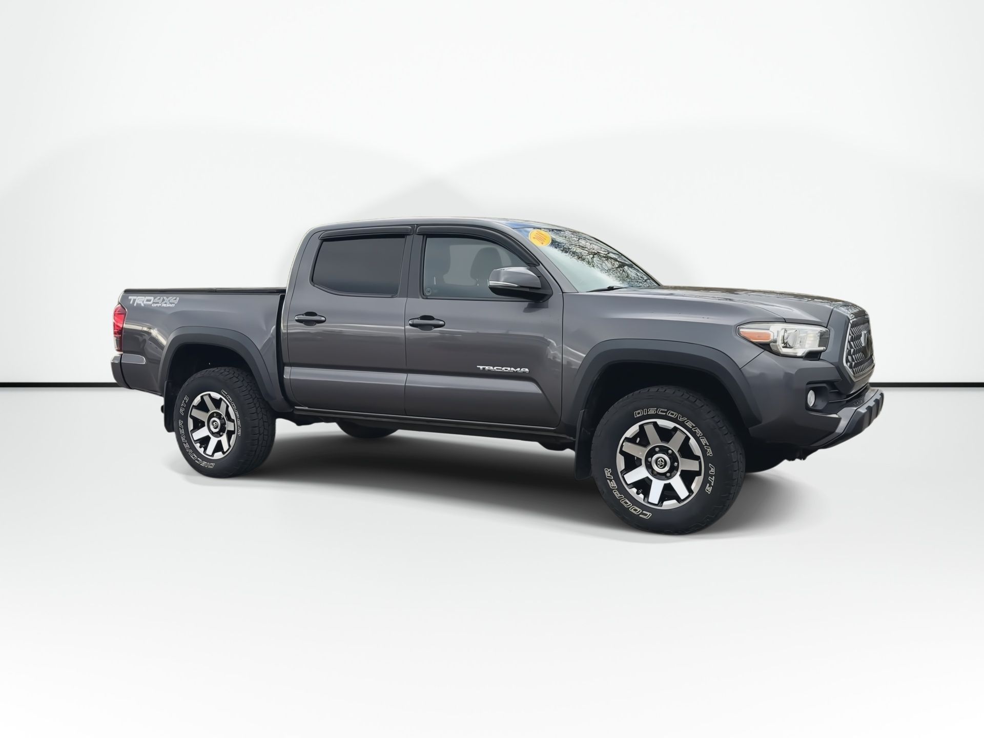 Photo Toyota Tacoma TRD Off Road | Cam | USB | Bluetooth | Cruise 2018 #2
