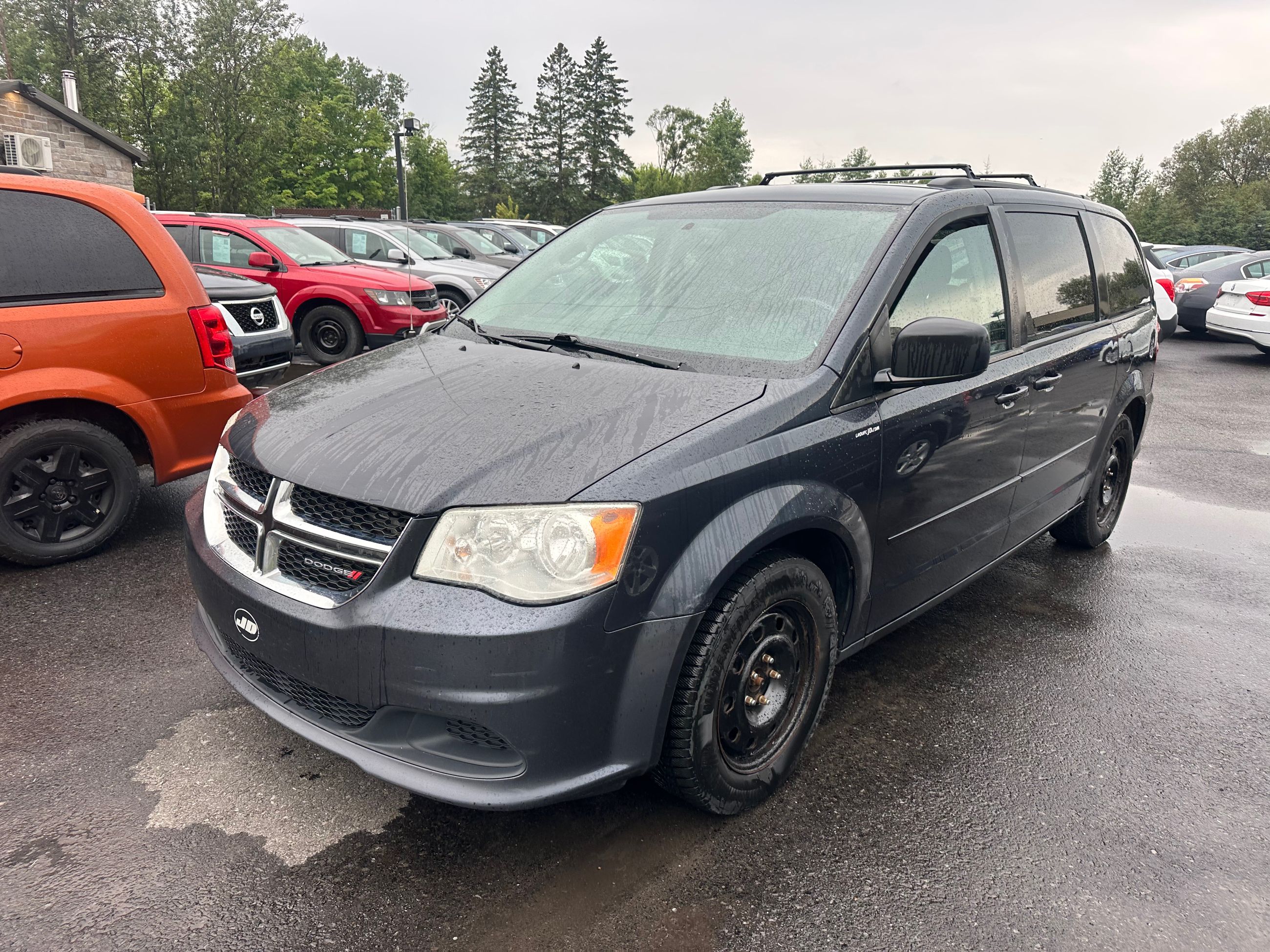 Dodge Grand Caravan 2014 — photo 2