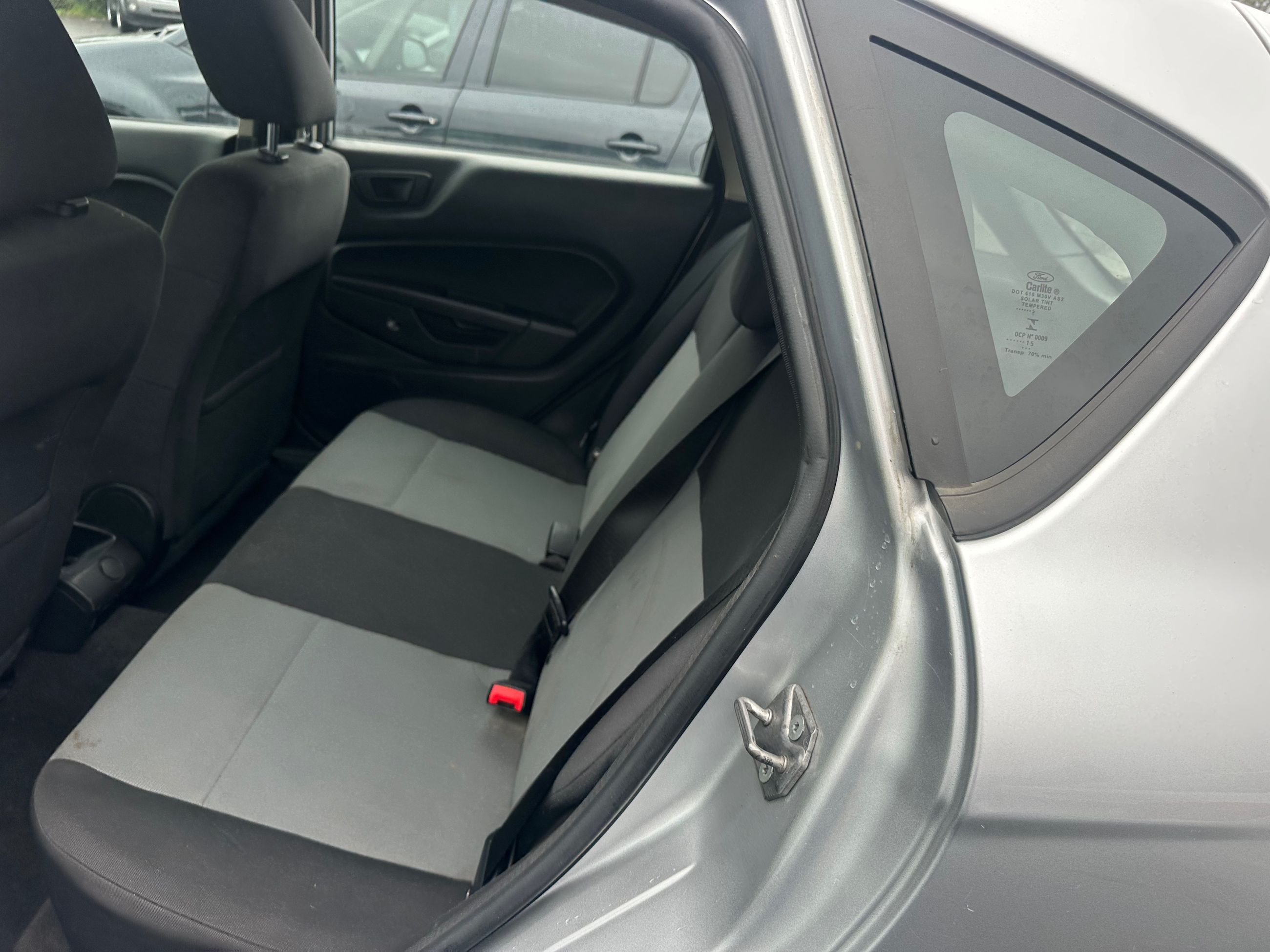 Ford Fiesta 2015 — photo 5