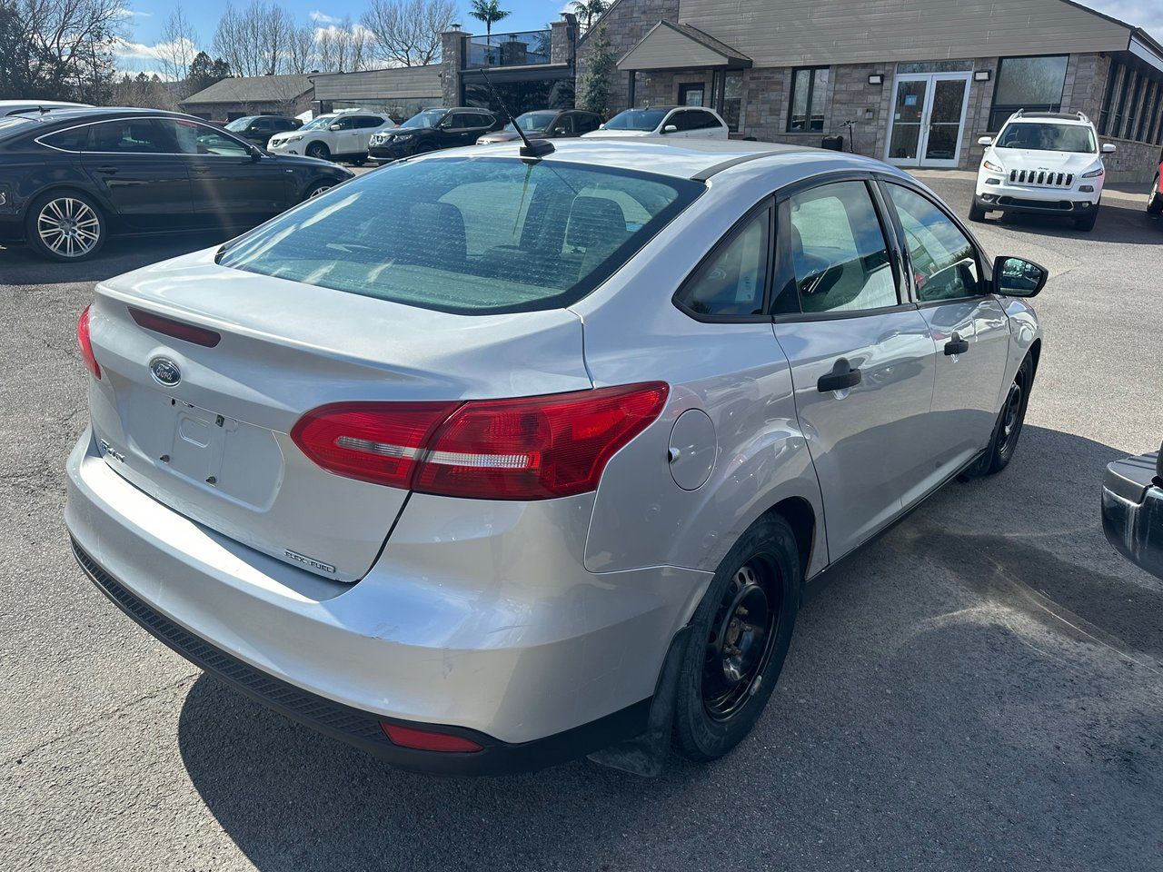 Ford Focus 2015 — photo 3