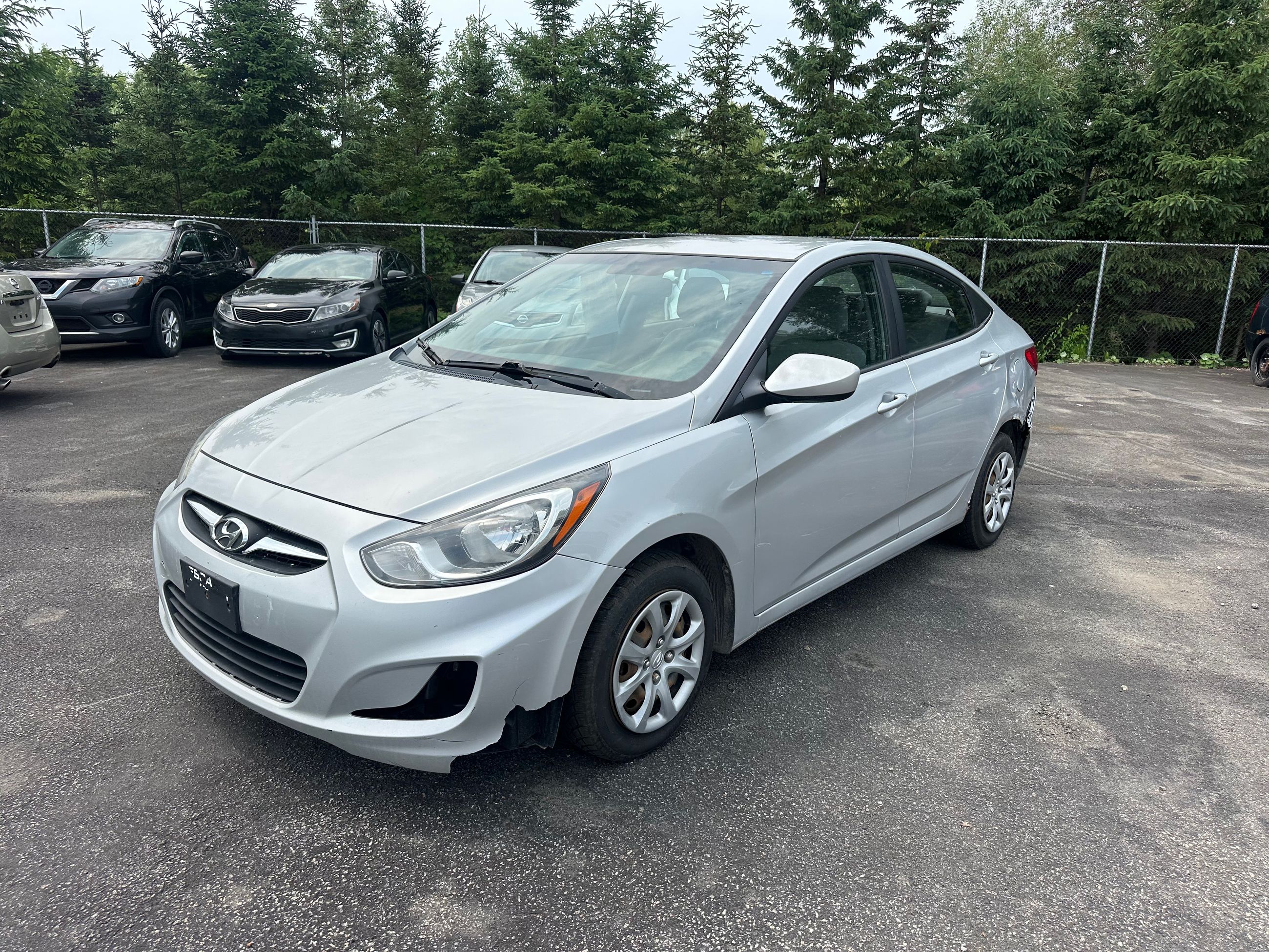 Hyundai Accent 2012 — photo 2