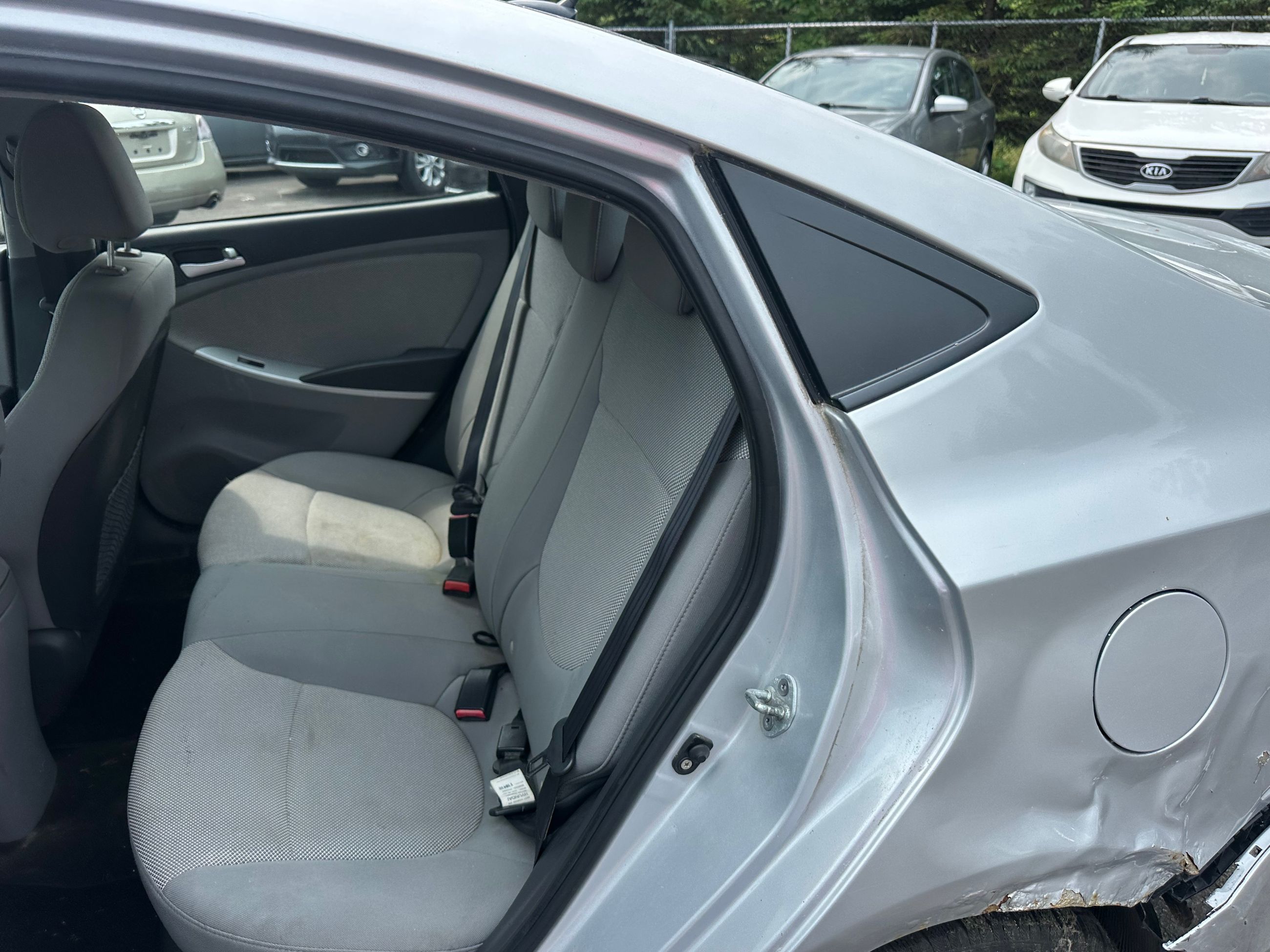 Hyundai Accent 2012 — photo 5
