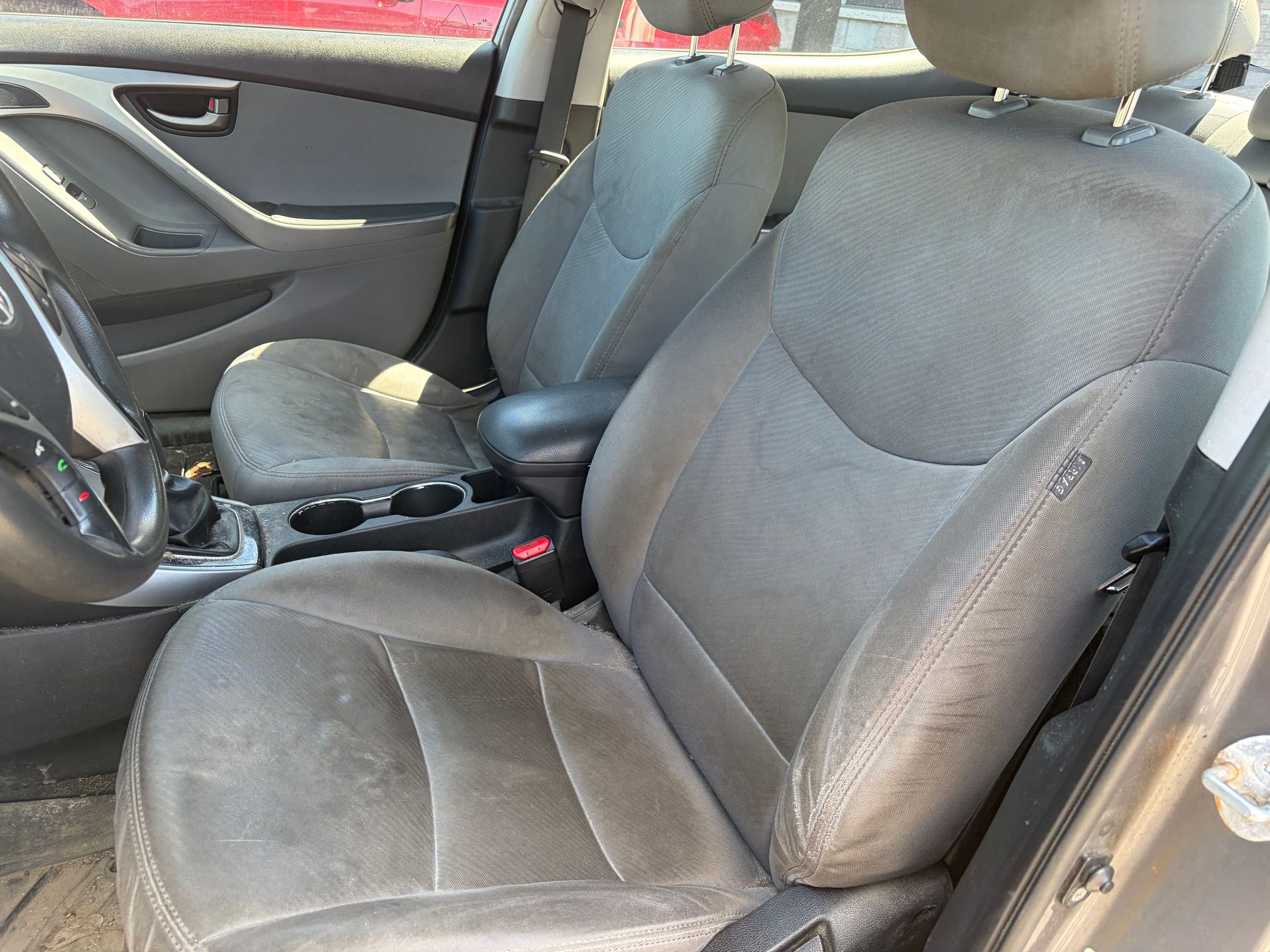 Hyundai Elantra 2012 — photo 7