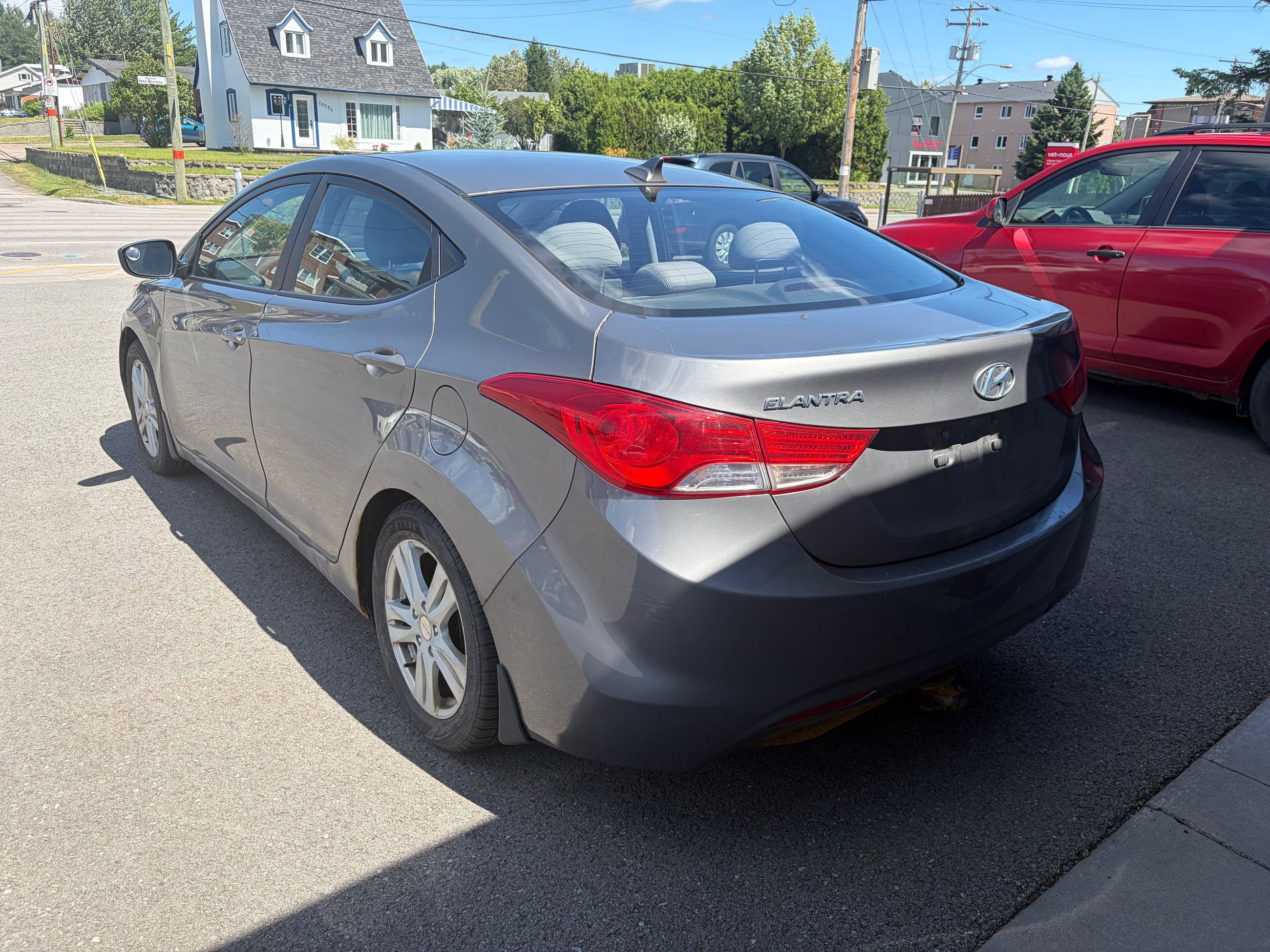 Hyundai Elantra 2012 — photo 4