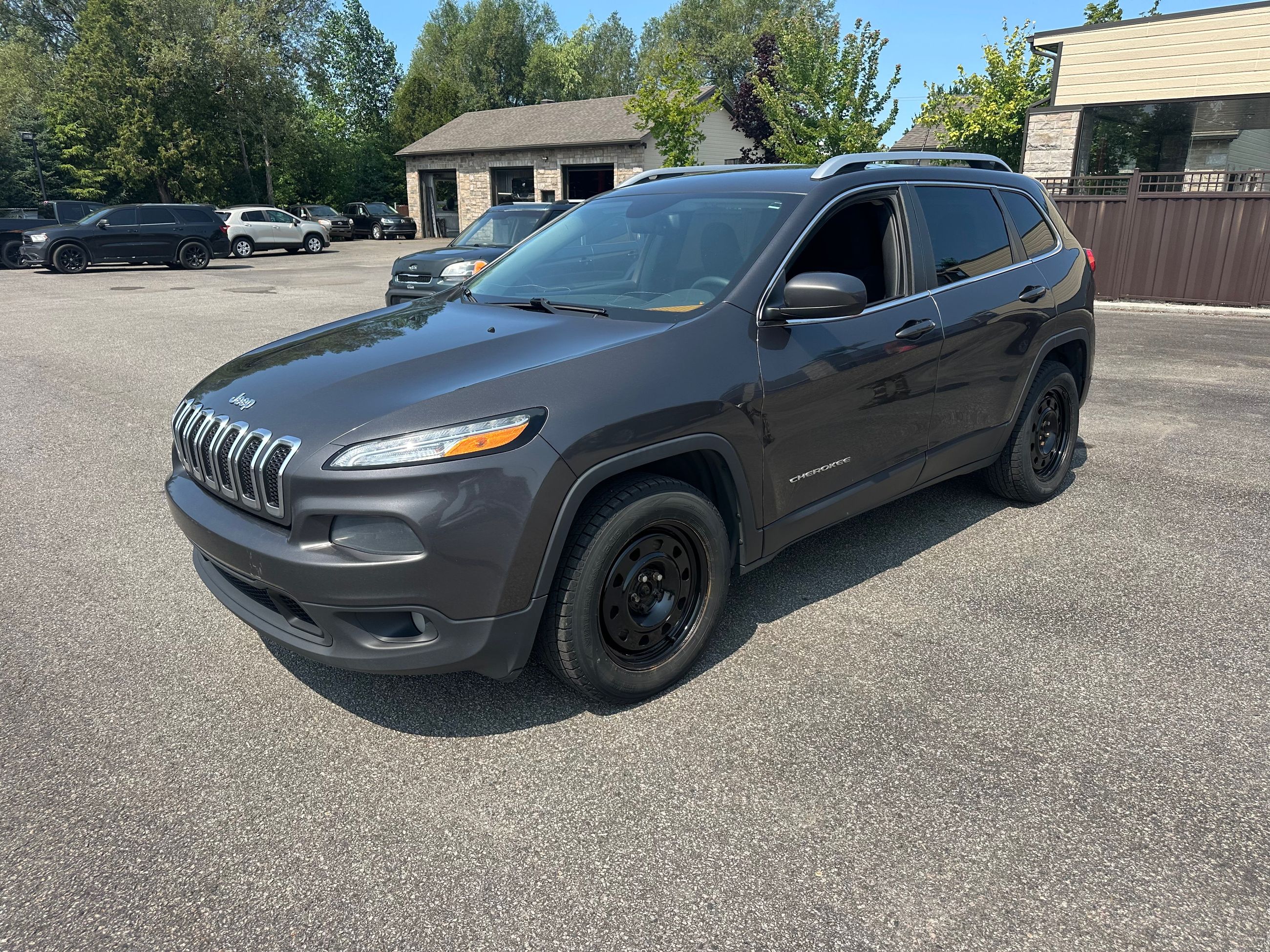 Jeep Cherokee 2015 — photo 2