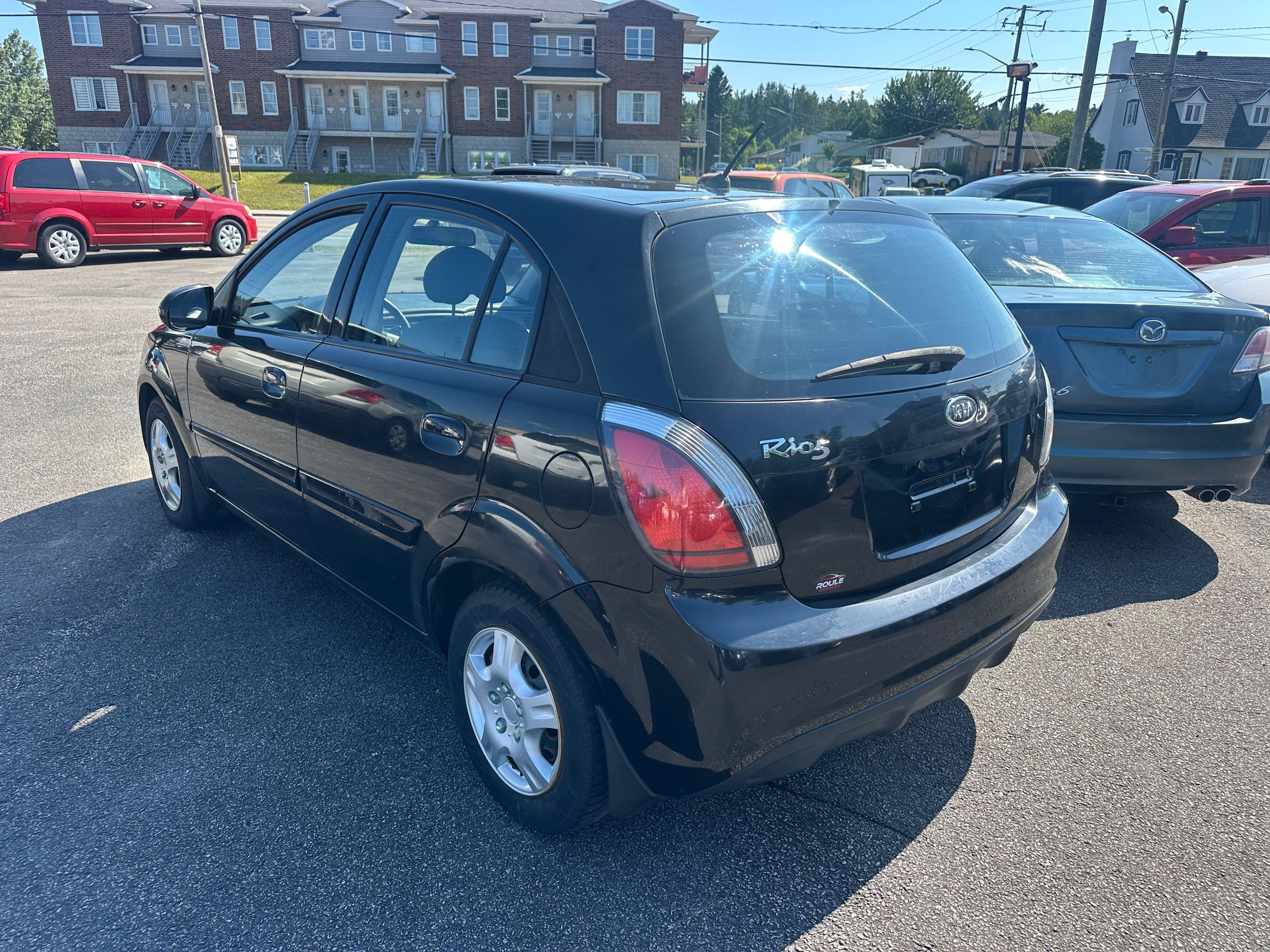 Kia Rio 2010 — photo 3