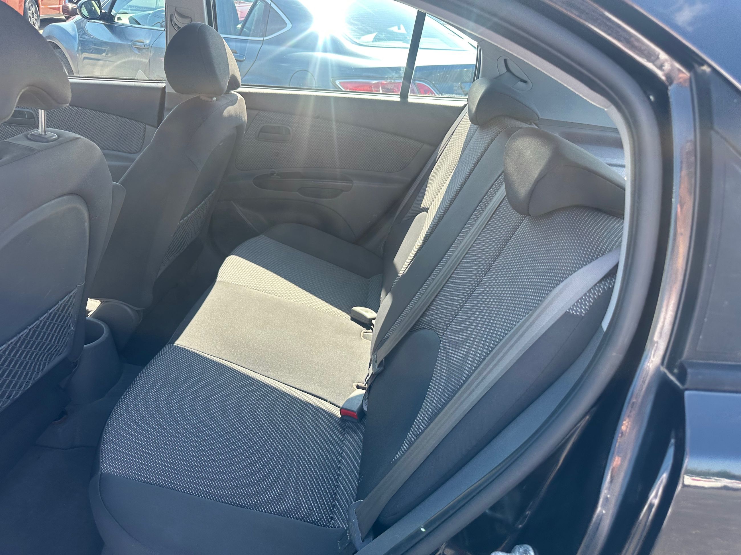 Kia Rio 2010 — photo 4