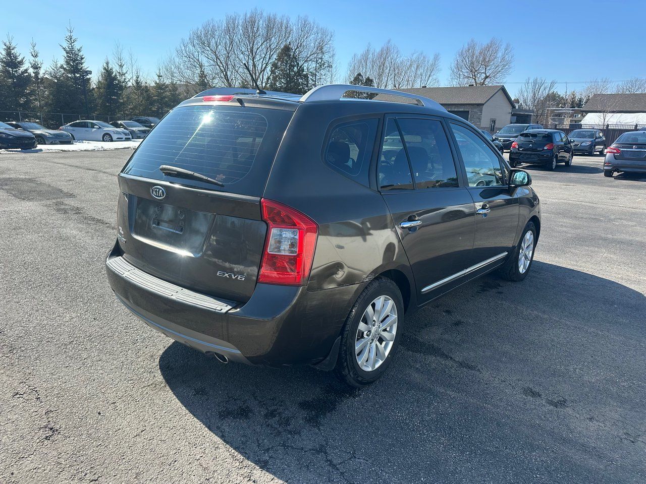 Kia Rondo 2012 — photo 3