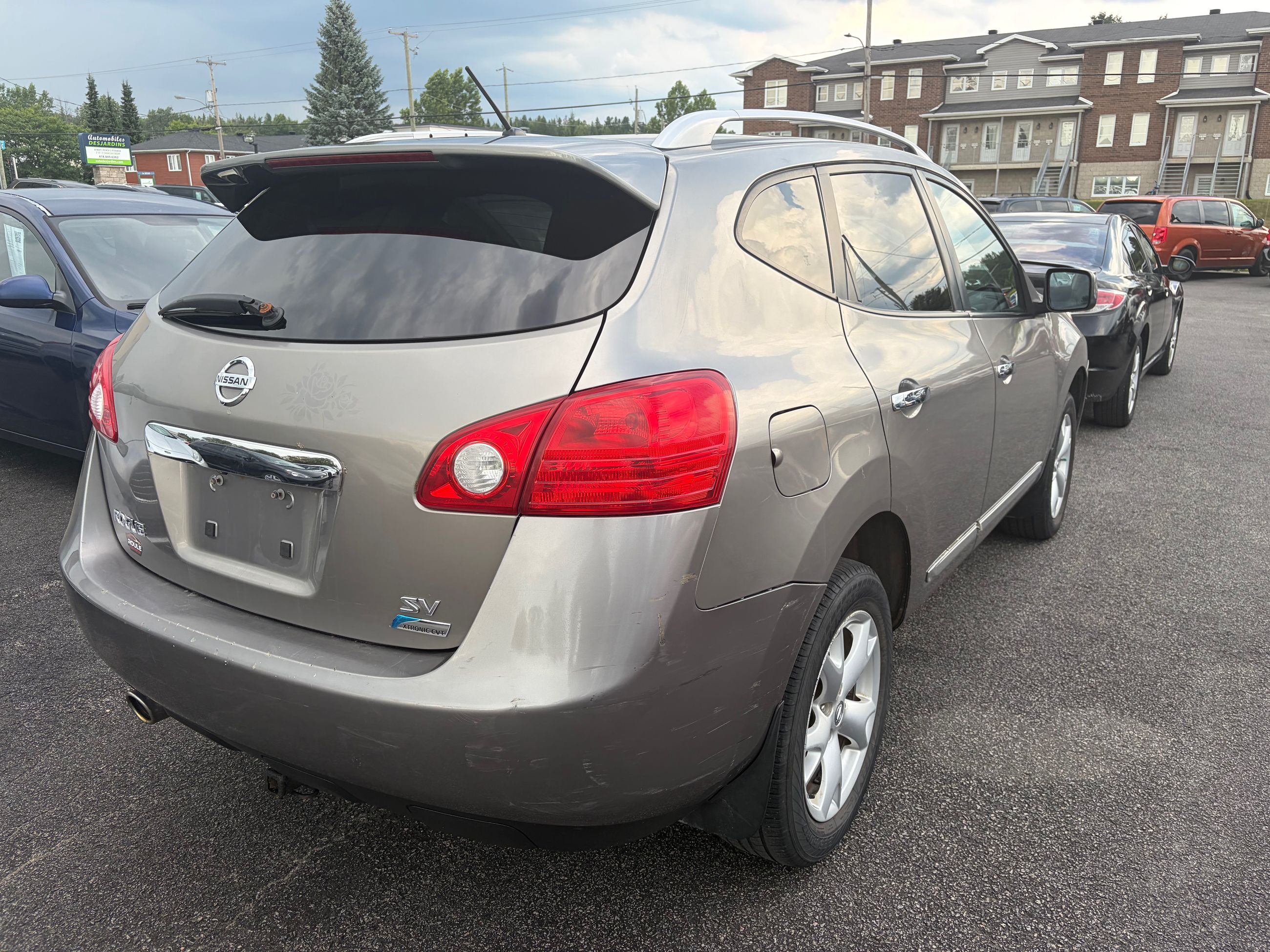 Nissan Rogue 2011 — photo 4