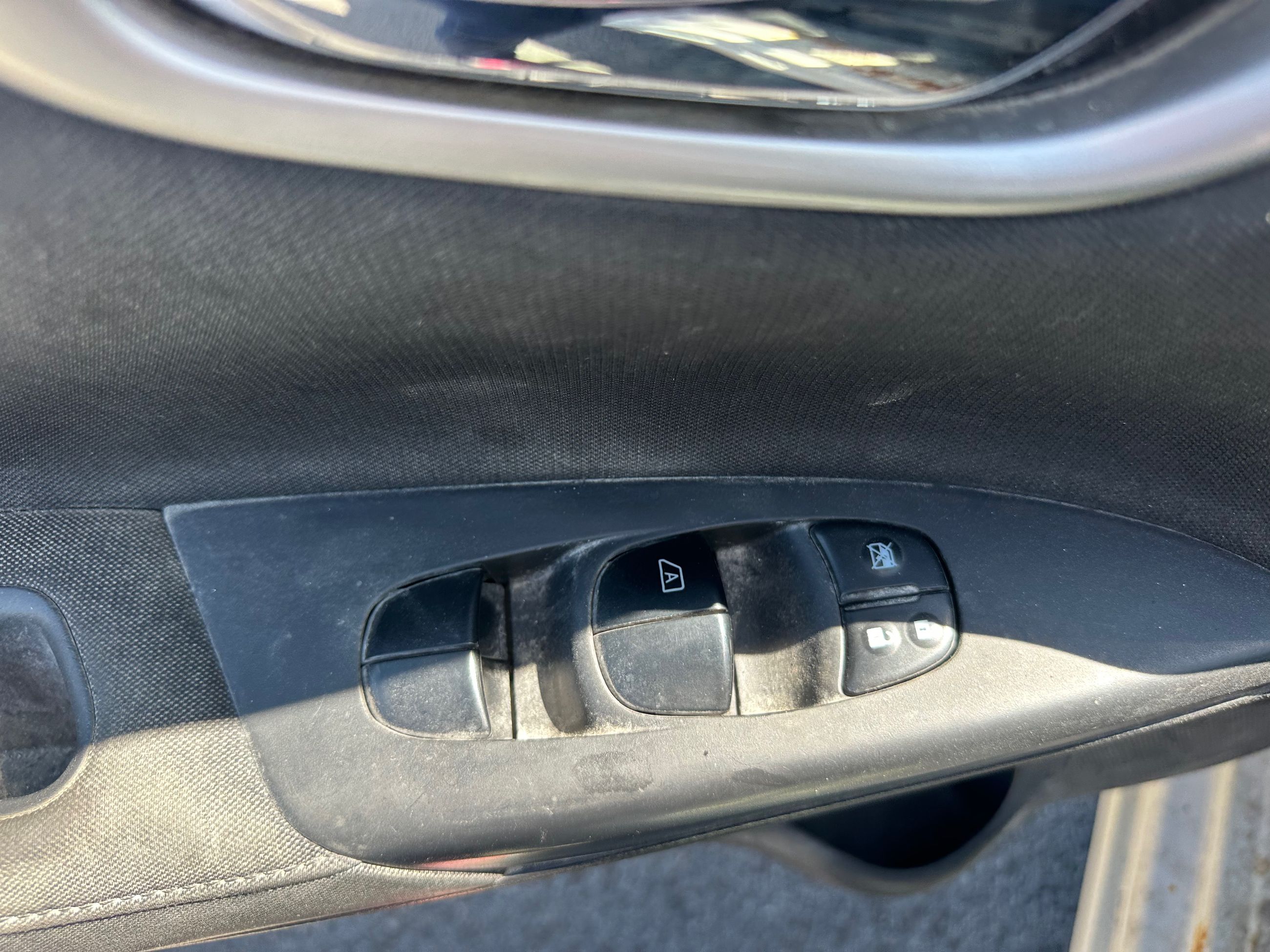 Nissan Sentra 2013 — photo 2