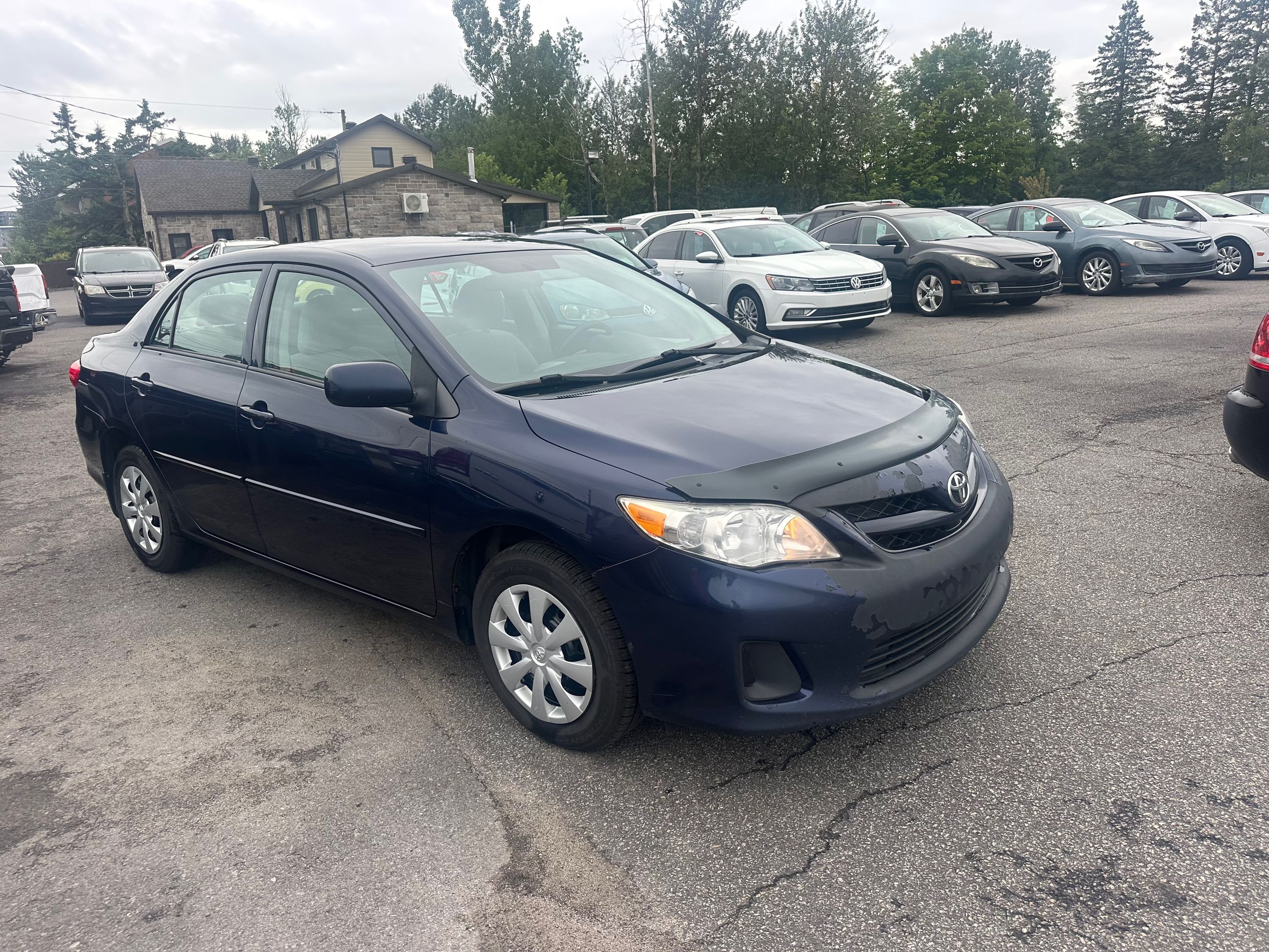 Toyota Corolla 2011 — photo 2