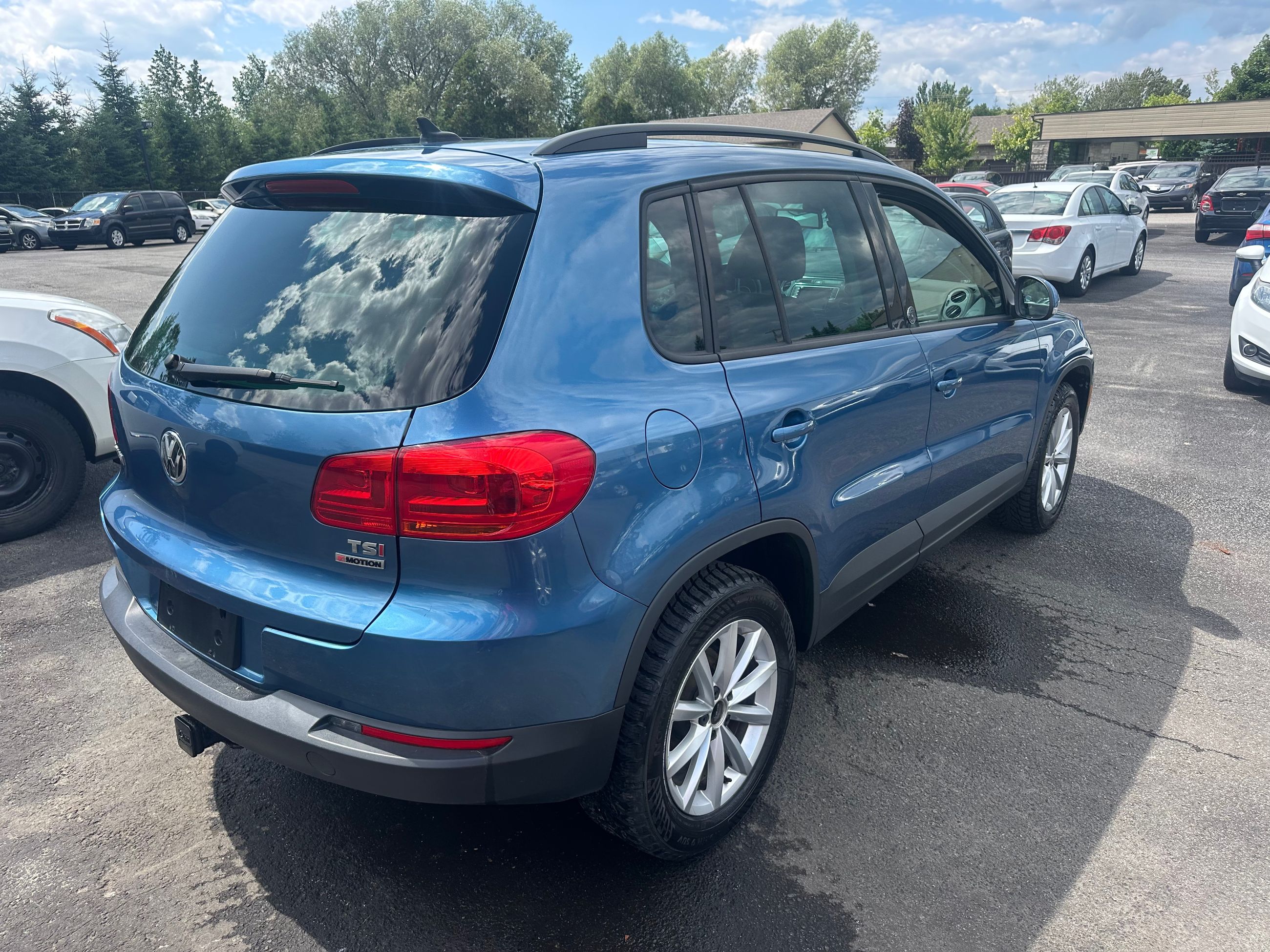 Volkswagen Tiguan 2017 — photo 3