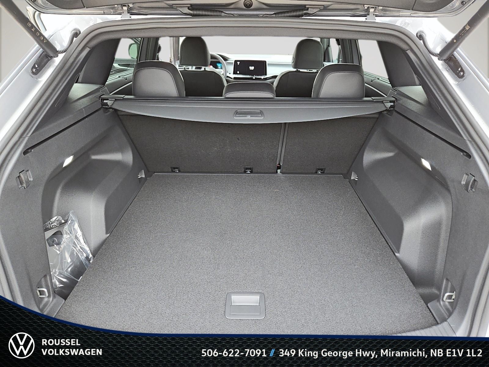 Photo 2026 Volkswagen Atlas Cross Sport Execline #6