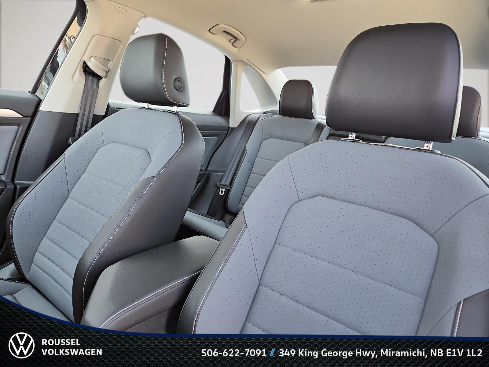 Photo 2027 Volkswagen Jetta Comfortline #8