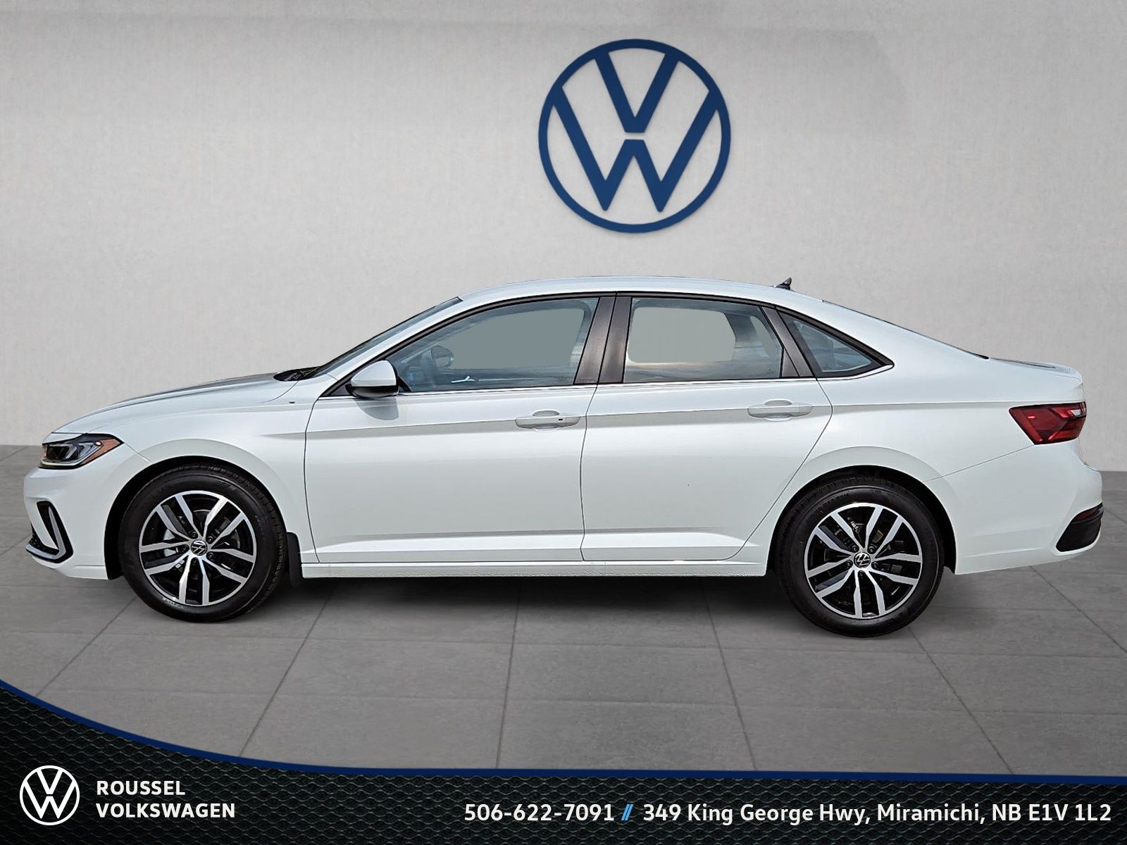 Photo 2027 Volkswagen Jetta Comfortline #5