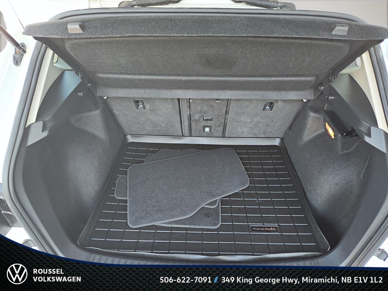 Photo 2023 Volkswagen Taos Comfortline #6