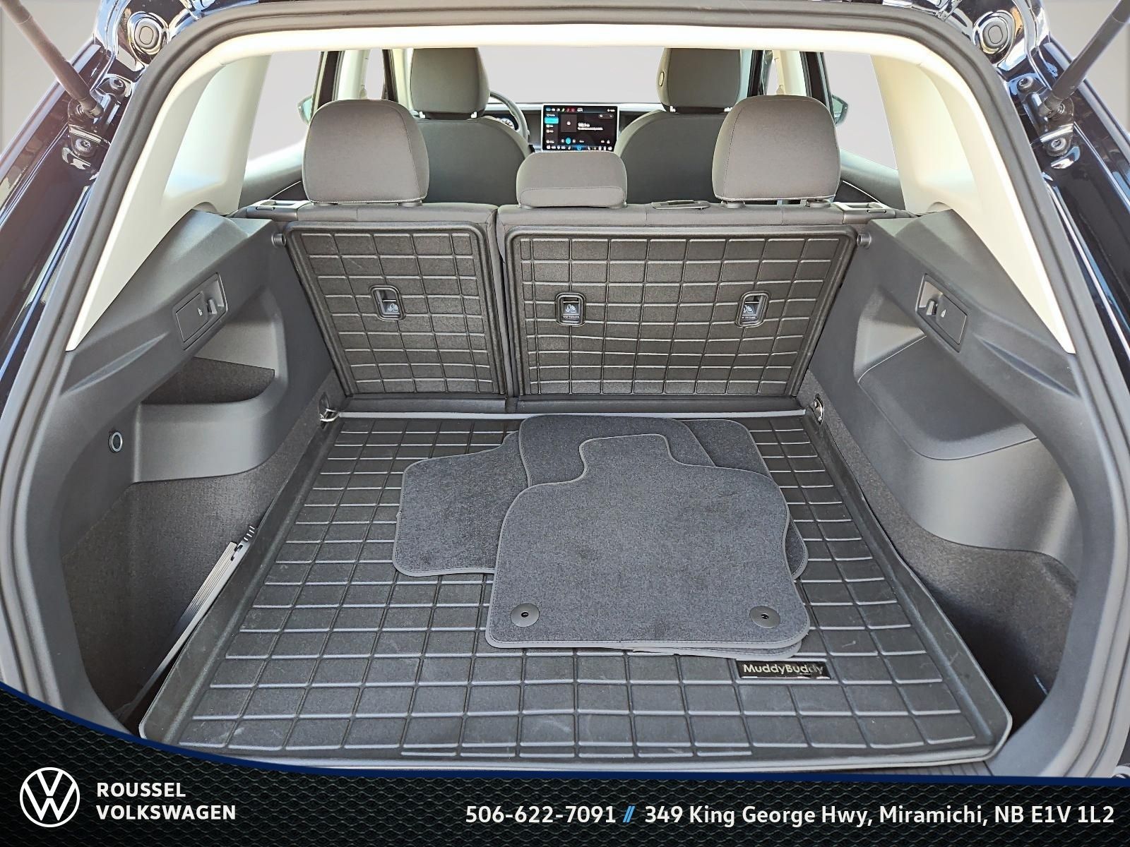 Photo 2026 Volkswagen Tiguan Trendline 4MOTION #6