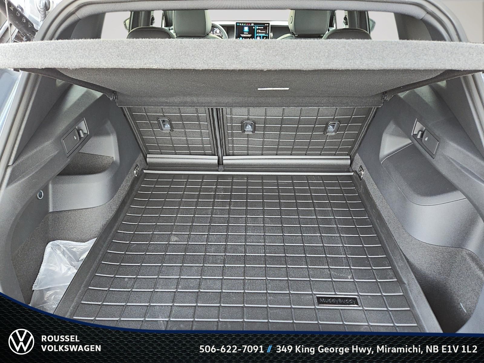 Photo 2026 Volkswagen Tiguan Comfortline R-Line Black Edition 4MOTION #6