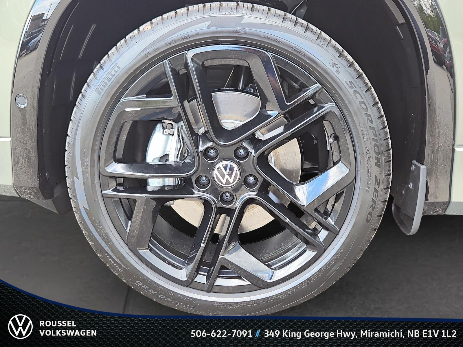 Photo Volkswagen Tiguan Comfortline R-Line Black Edition 4MOTION 2026 #7