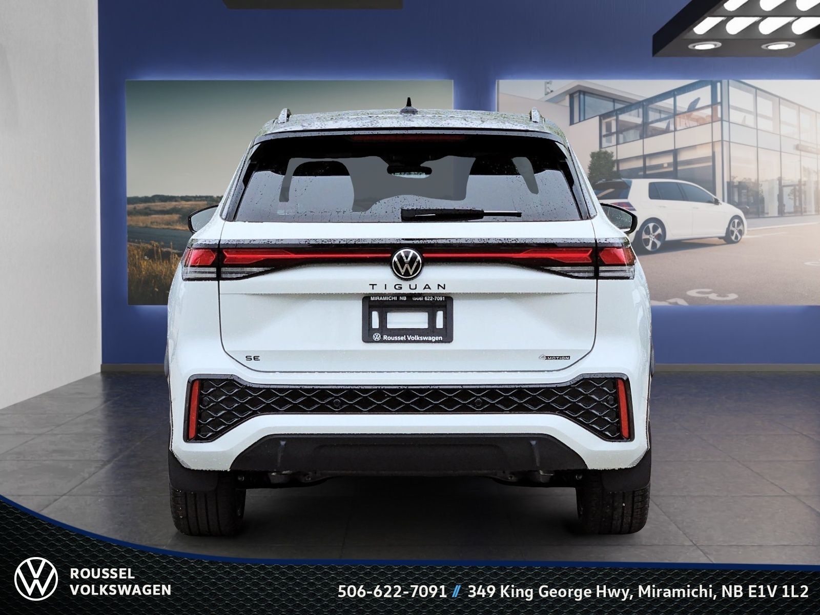 Photo 2026 Volkswagen Tiguan Comfortline R-Line Black Edition 4MOTION #3