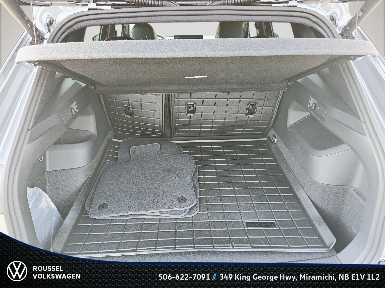 Photo Volkswagen Tiguan Highline Turbo R-Line 4MOTION 2027 #6