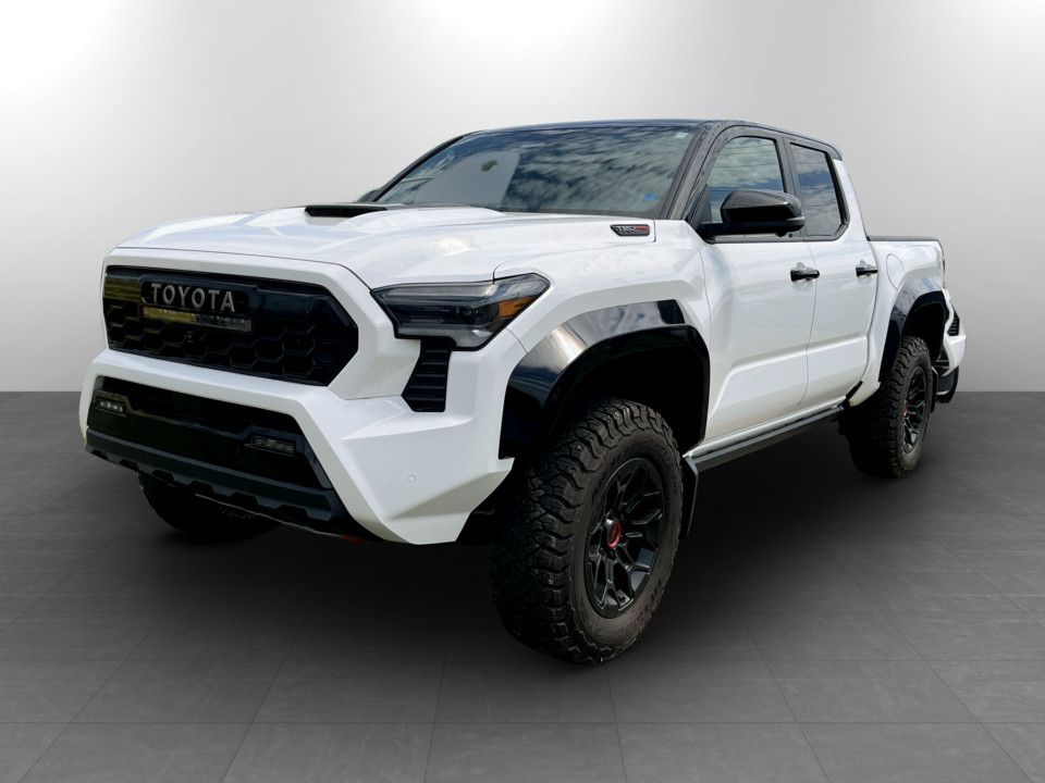 2025 Toyota Tacoma Hybrid TRD Pro