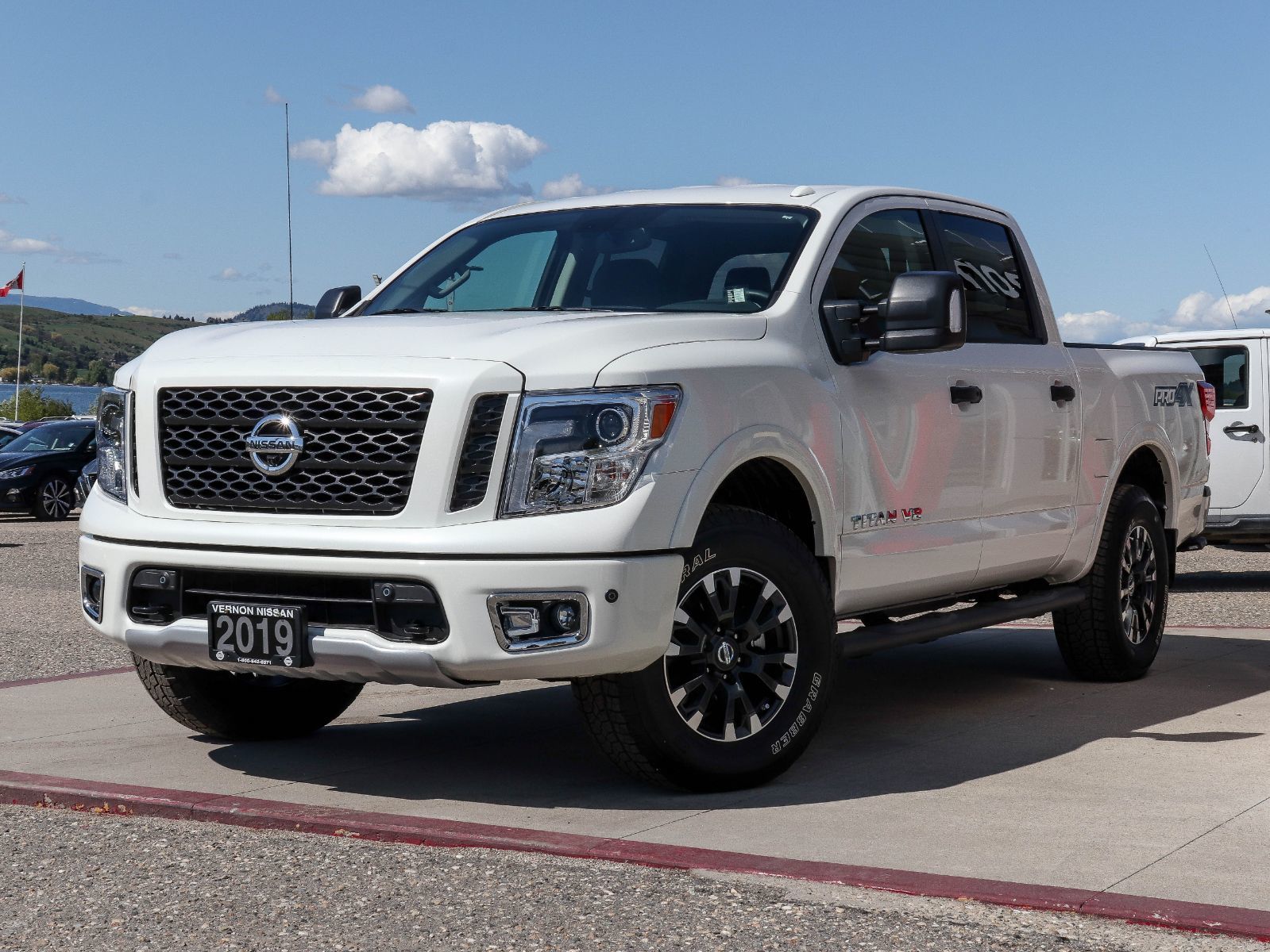 2010 nissan titan pro 4x towing capacity