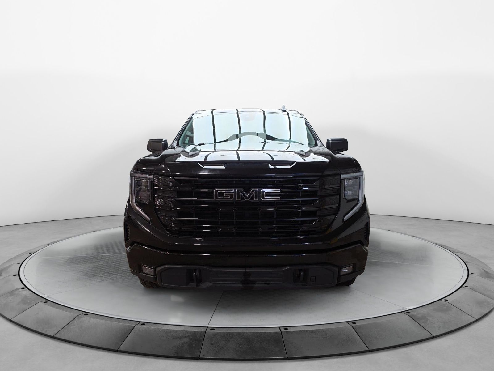 GMC SIERRA 1500 2023 — photo 2