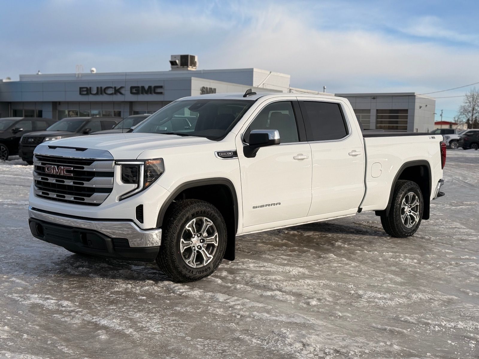 2026 GMC Sierra 1500 SLE