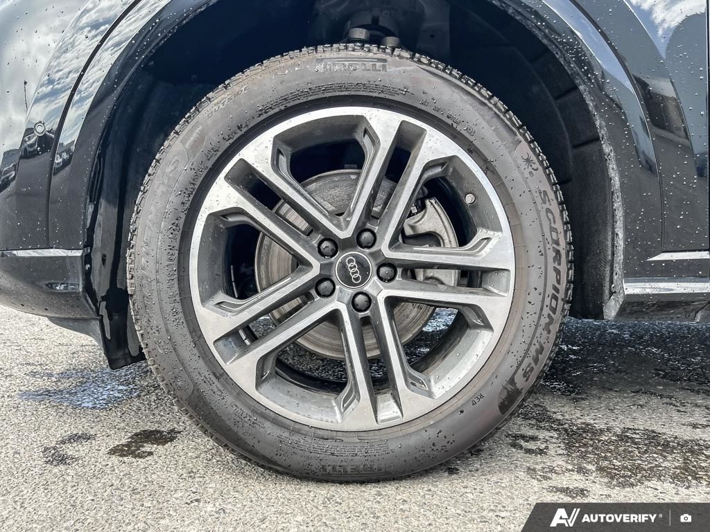 Photo 2025 Audi Q5 BASE #6
