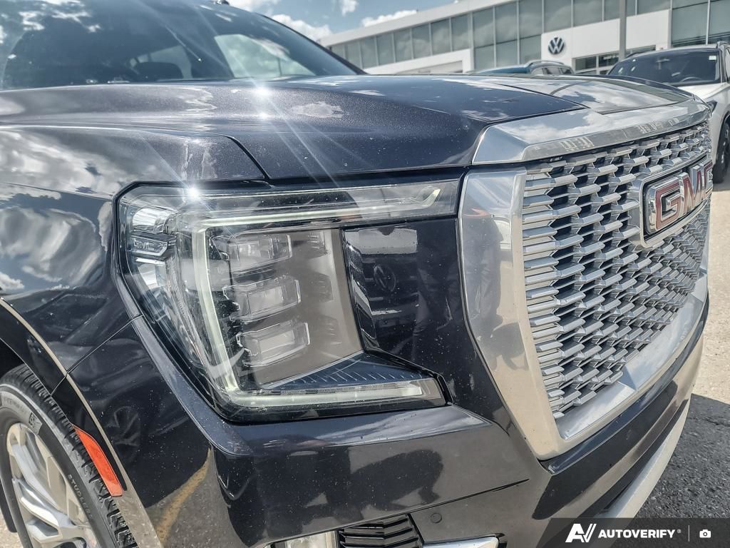Photo 2023 GMC Yukon XL Denali #8