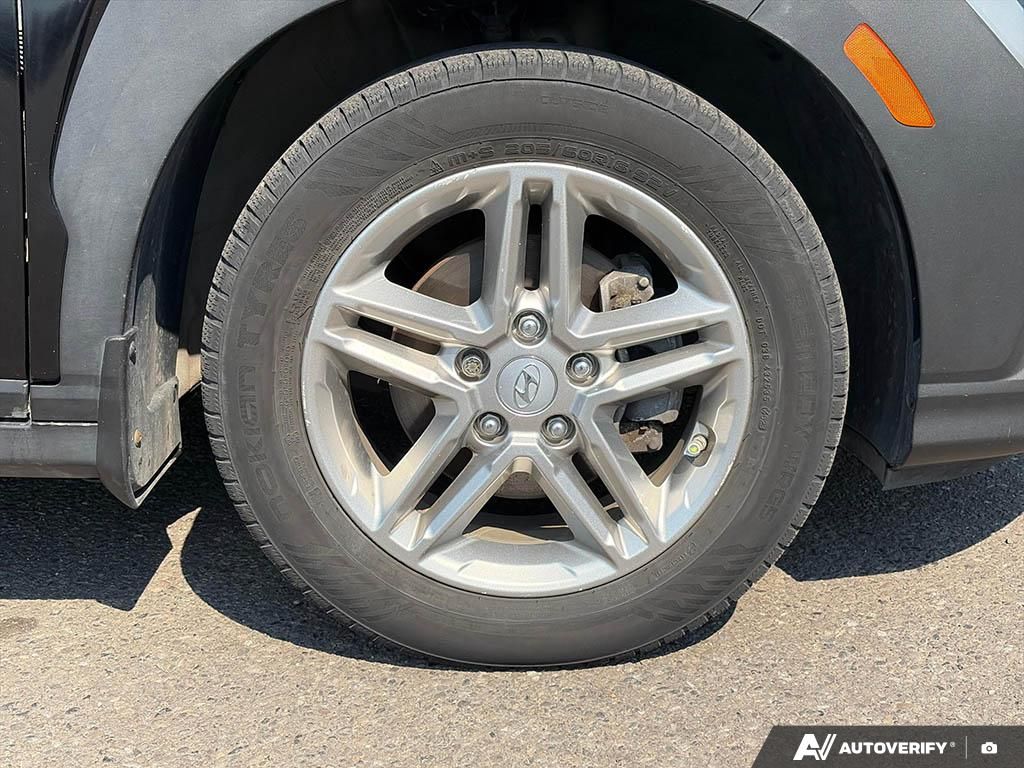 Photo 2022 Hyundai Kona Essential #6