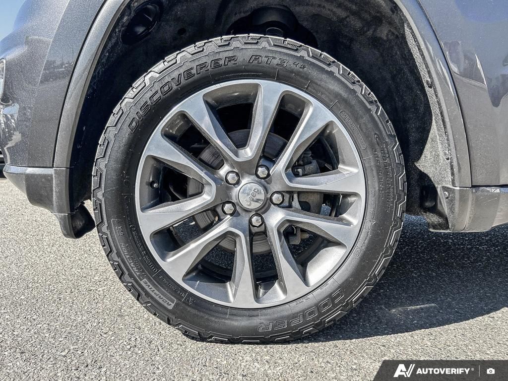 Photo 2018 Jeep Grand Cherokee Overland #6
