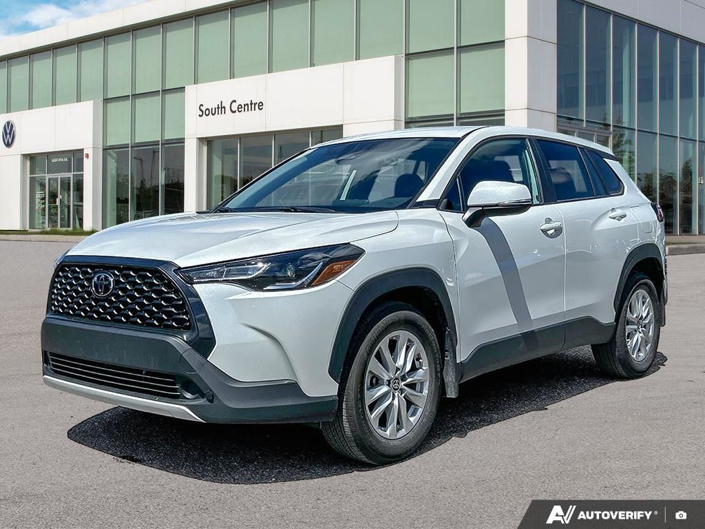 2024 Toyota Corolla Cross LE