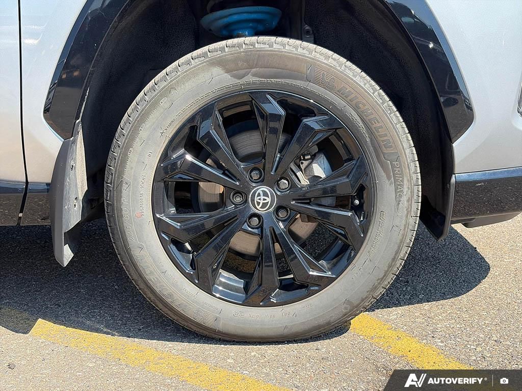 Photo 2022 Toyota RAV4 Hybrid XSE #6