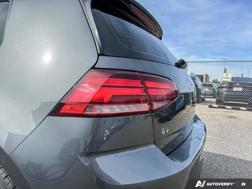 Photo 2018 Volkswagen Golf R BASE #7