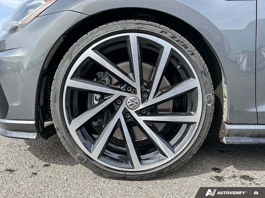 Photo 2018 Volkswagen Golf R BASE #5