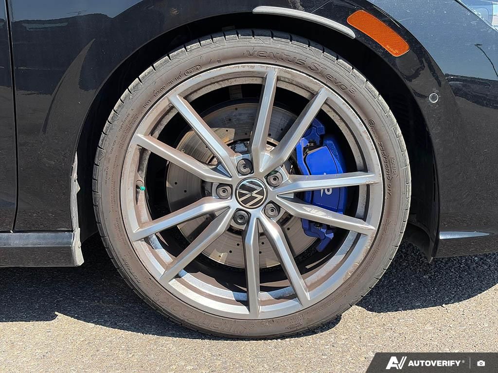 Photo 2024 Volkswagen Golf R BASE #6