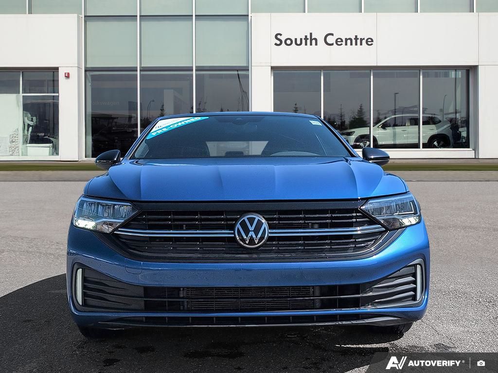 Photo 2023 Volkswagen Jetta Comfortline #2