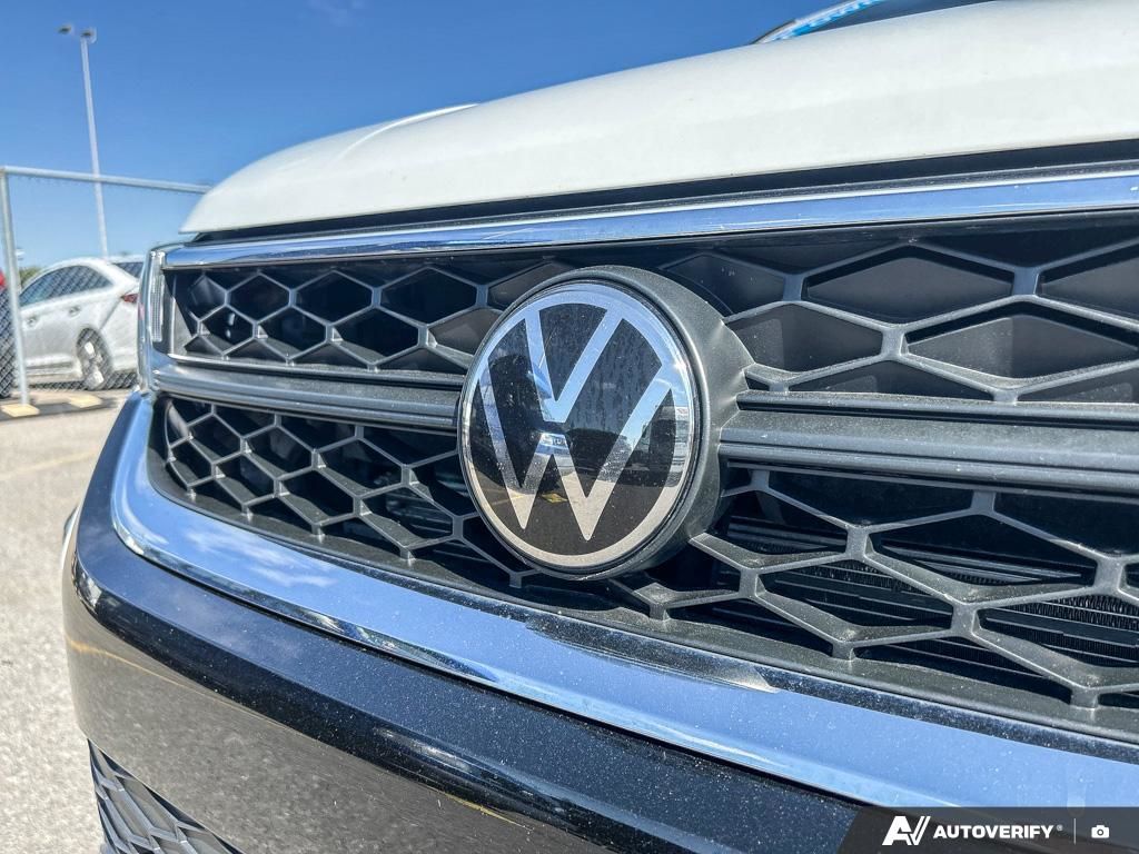 Photo 2023 Volkswagen Taos Trendline #8