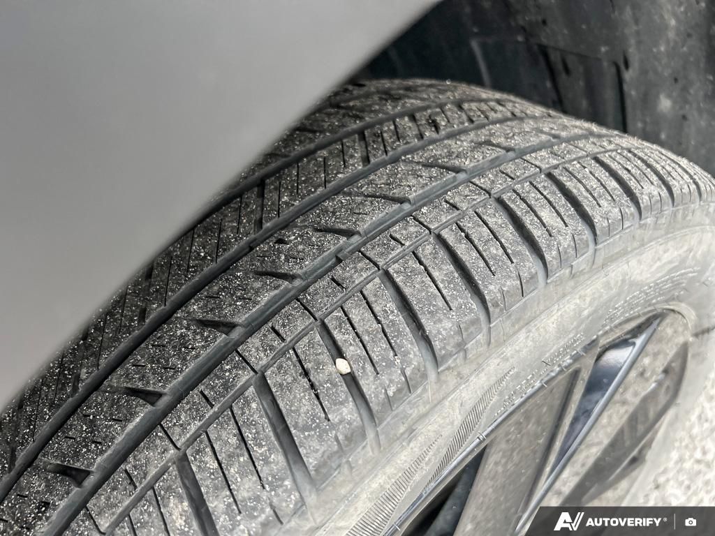 Photo 2023 Volkswagen Taos Highline #6
