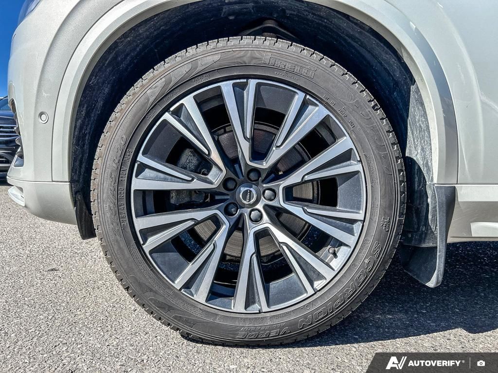 Photo 2022 Volvo XC90 Momentum #6