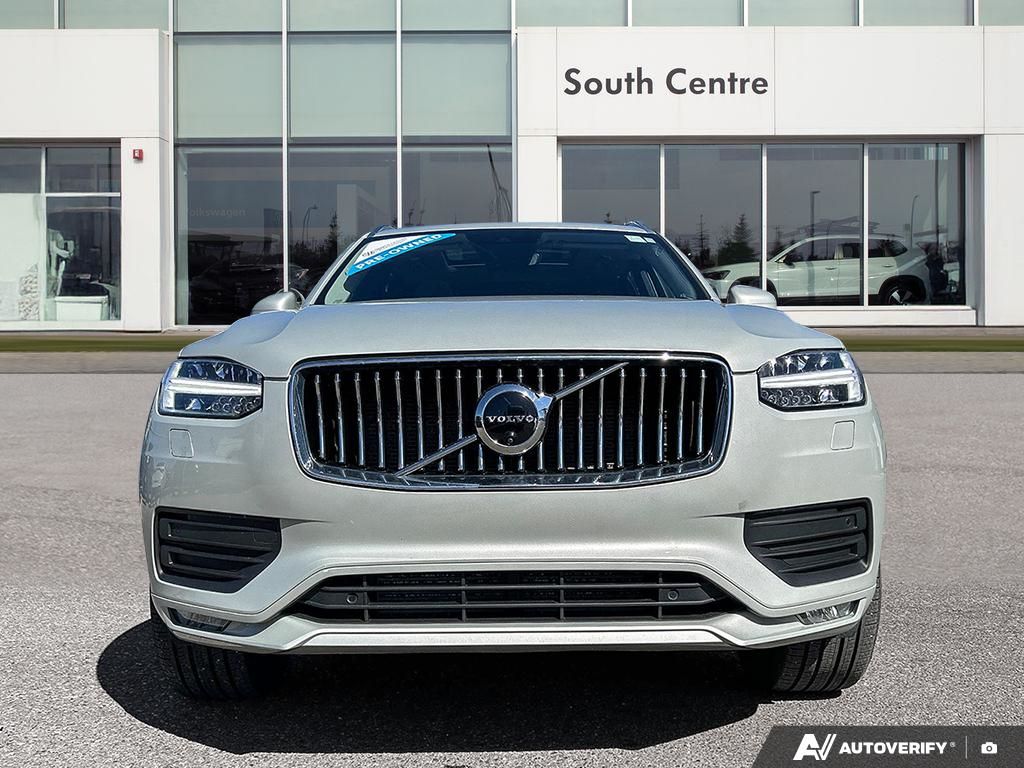 Photo 2022 Volvo XC90 Momentum #2