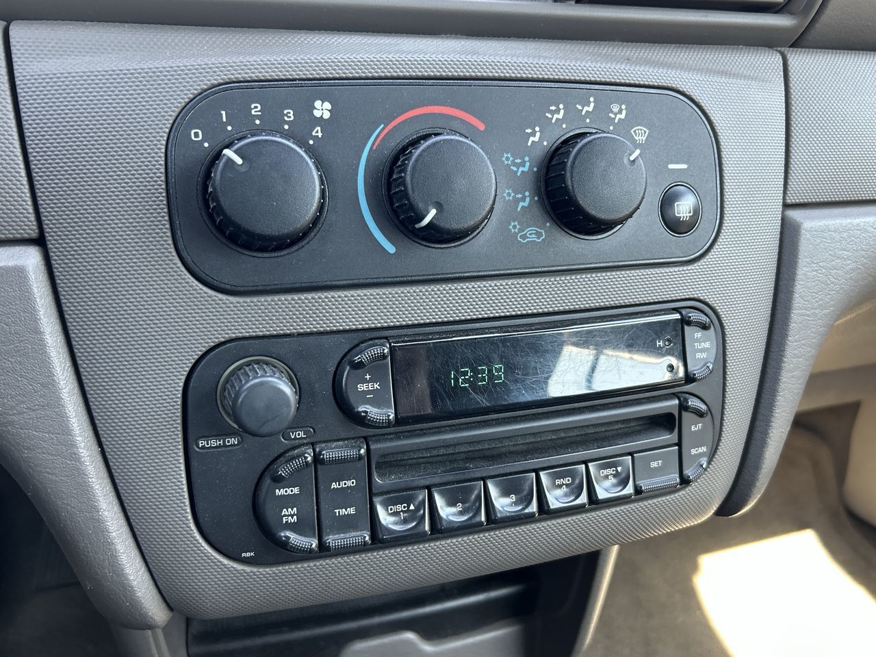 2005 Chrysler Sebring