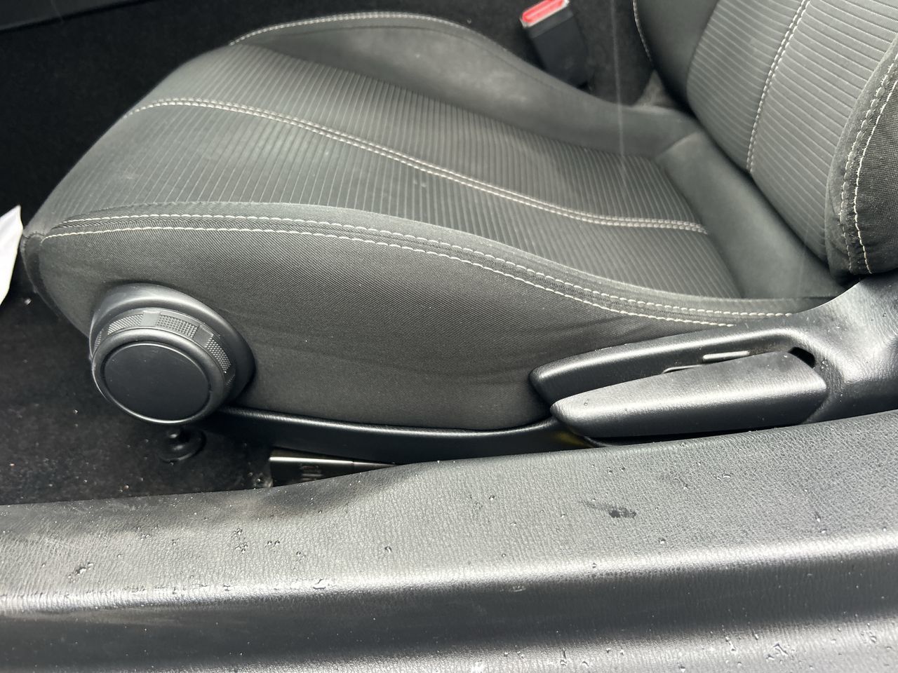 Fiat 124 Spider  2017 à Vancouver, Colombie-Britannique