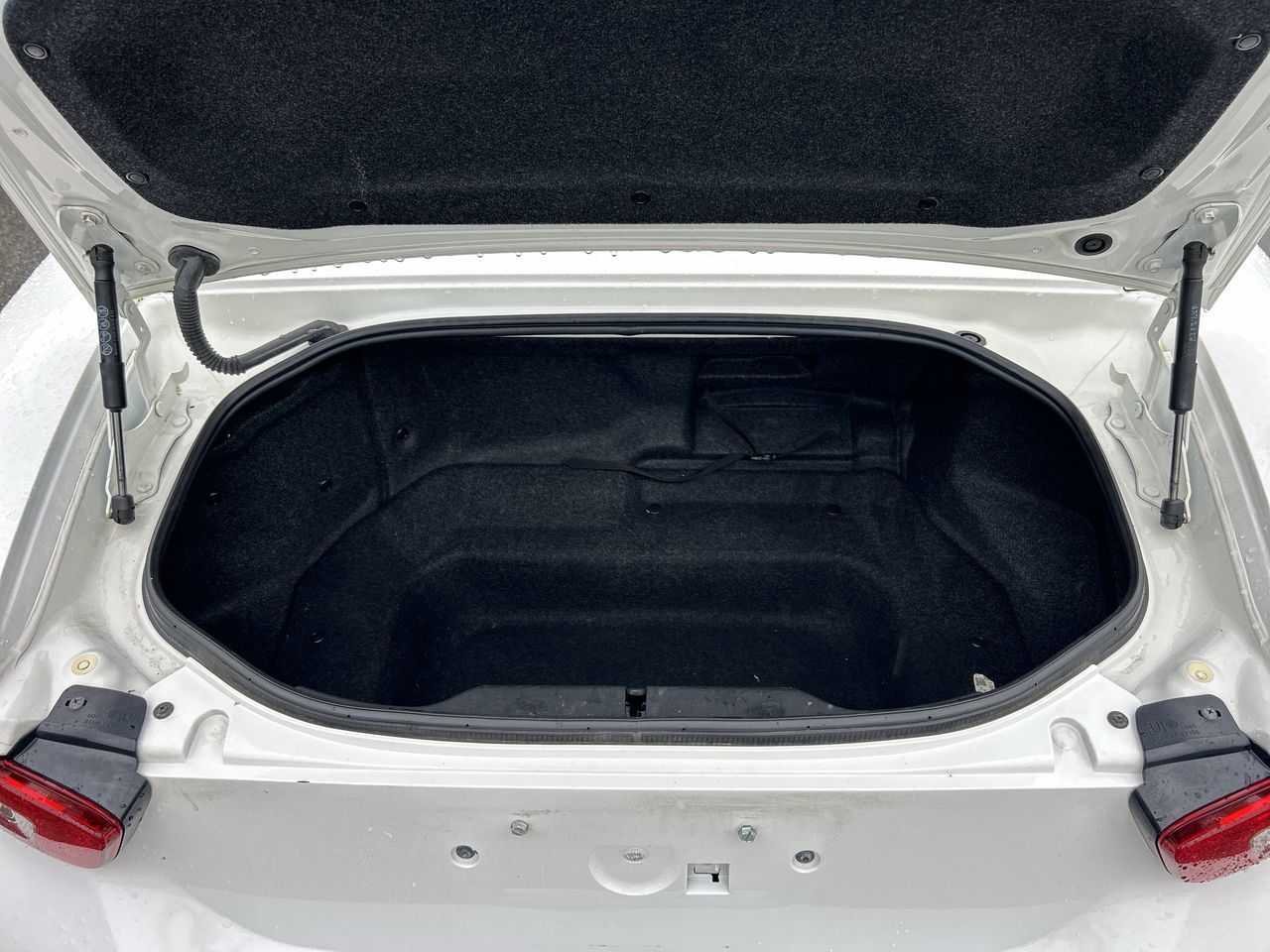 Fiat 124 Spider  2017 à Vancouver, Colombie-Britannique