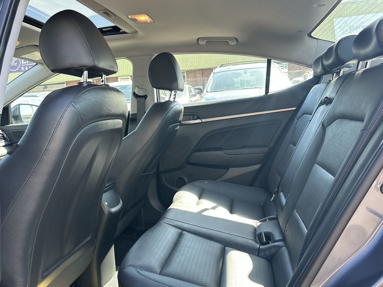 Hyundai Elantra Sedan  2017 à Vancouver, Colombie-Britannique
