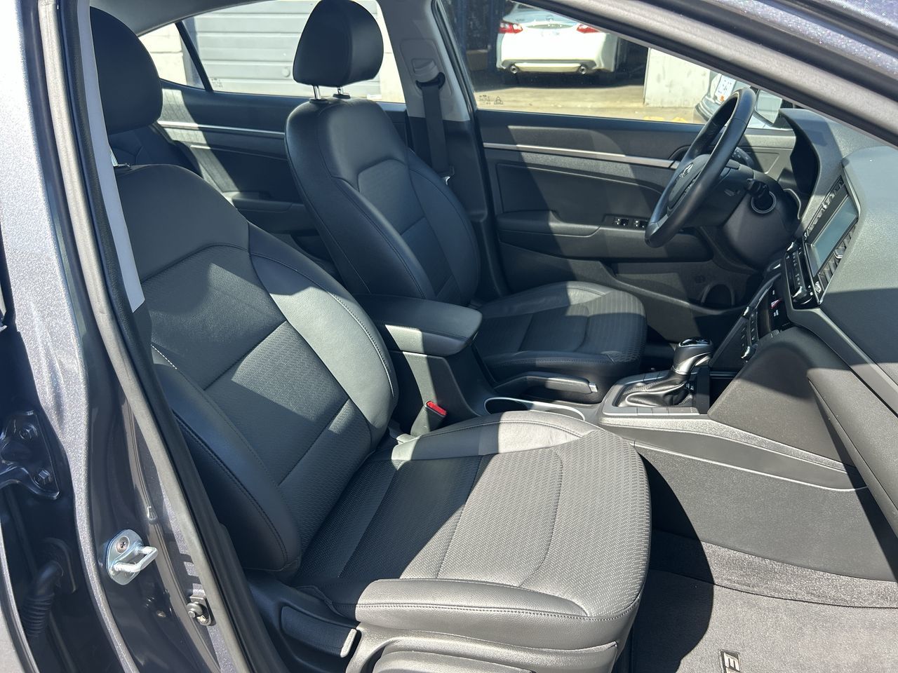 Hyundai Elantra Sedan  2017 à Vancouver, Colombie-Britannique