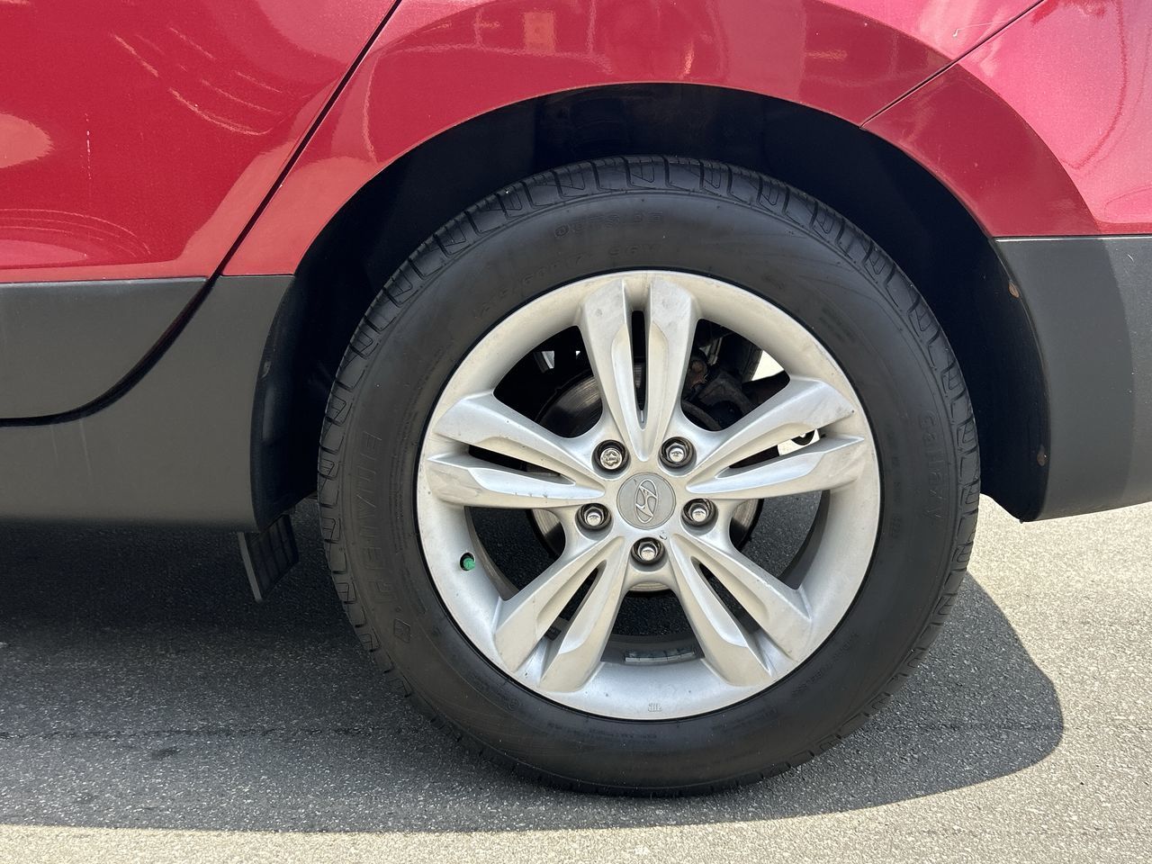 2010 Hyundai Tucson in Vancouver, British Columbia